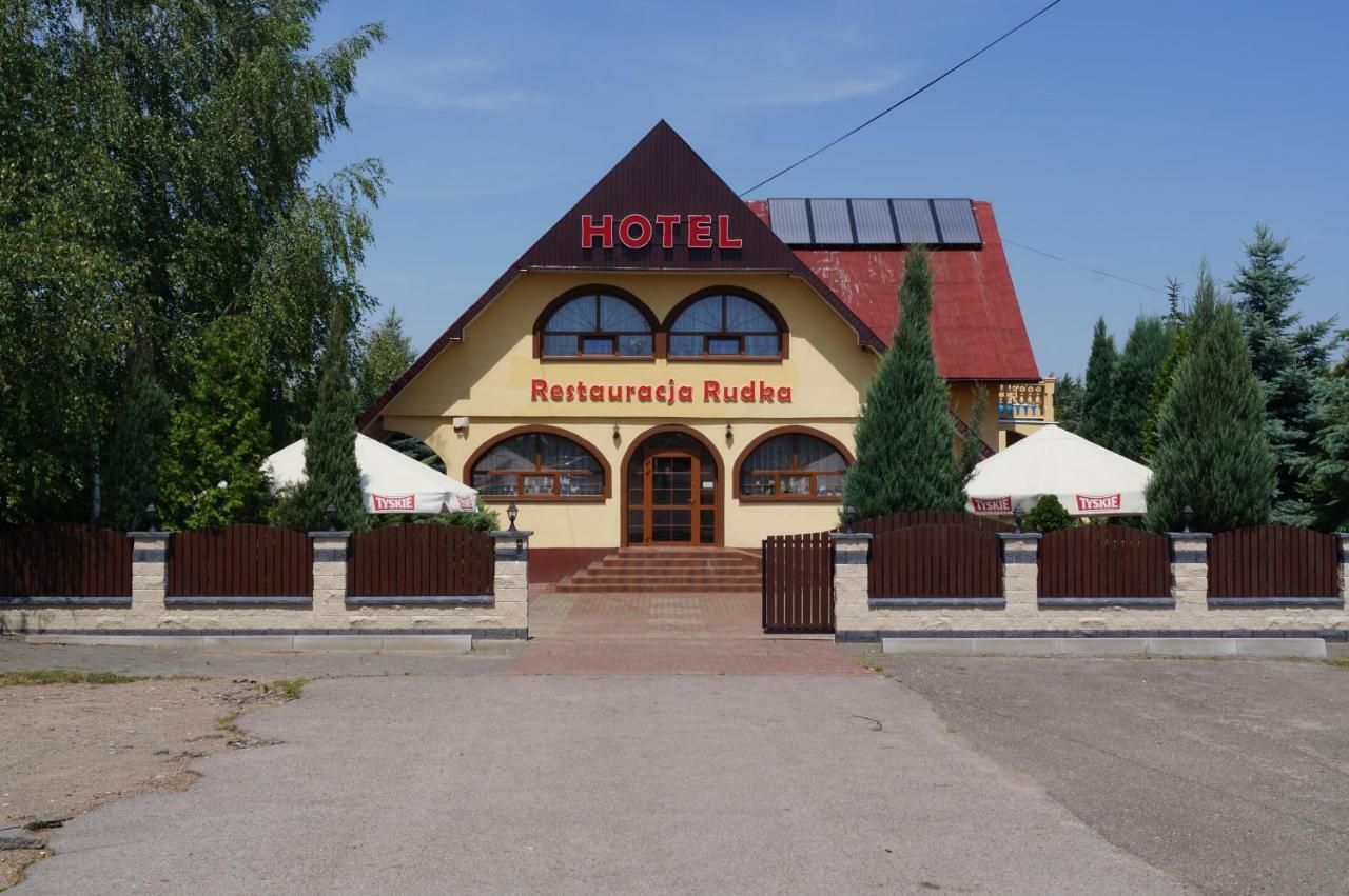 Hotel-Restauracja-Bar Rudka Ostrowiec Świętokrzyski Extérieur photo
